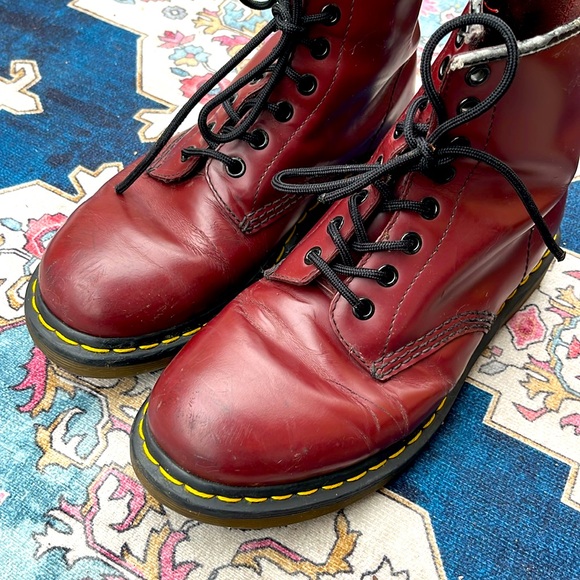 Burgundy Dr Martens size 7M - Picture 6 of 6